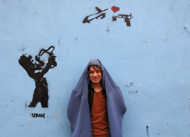 Οι Αφγανοί φοράνε μπούργκες, φωνάζοντας υπέρ των γυναικών – Διχασμένες οι απόψεις των πολιτών [εικόνες] | iefimerida.gr 3