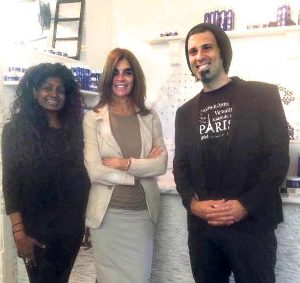 Ο 40άρης κομμωτής από την Αίγινα που αποθεώνουν οι ΗΠΑ  [εικόνες] | iefimerida.gr 3