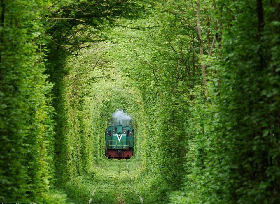 Daily Mail: Αυτά είναι τα πιο παραμυθένια μέρη στον κόσμο -Ενα και στην Ελλάδα [εικόνες] | iefimerida.gr 11