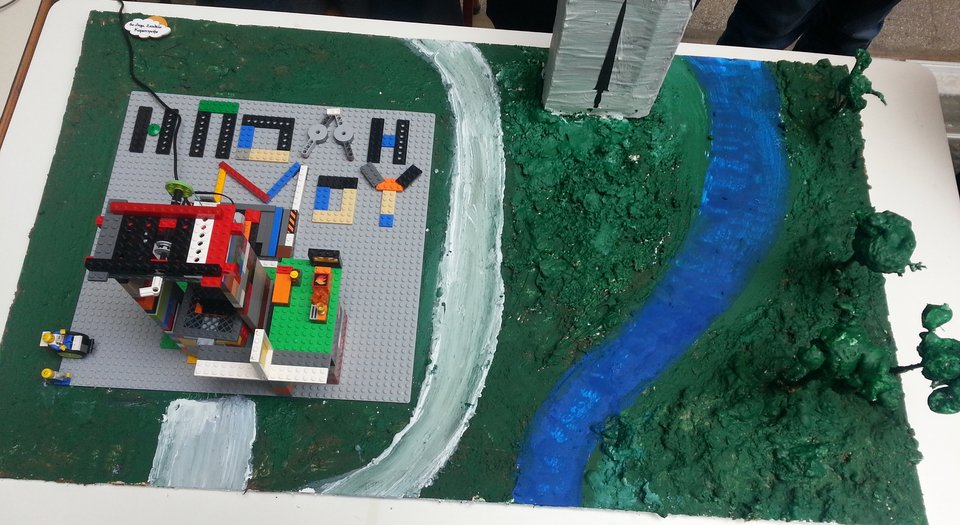 Μαγικό ασανσέρ που λειτουργεί με παλαμάκια -Από μαθητές Δημοτικού στην Κομοτηνή [εικόνες]  | iefimerida.gr 0