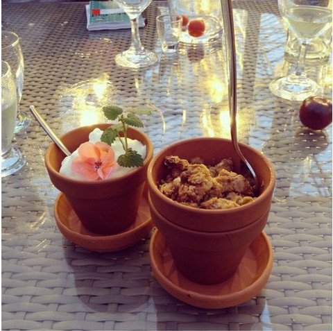 Θέλουμε πιάτα: Το περίεργο hashtag στο Twitter που κάνει θραύση [εικόνες] | iefimerida.gr 4