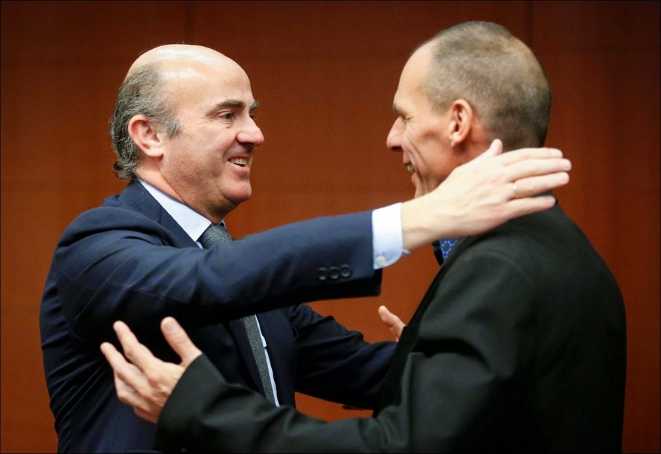 Eurogroup: Ο «παγωμένος» Γιάνης Βαρουφάκης, οι συμβουλές Μοσκοβισί και οι εκφράσεις δυσφορίας του Σόιμπλε [εικόνες & βίντεο] | iefimerida.gr 6
