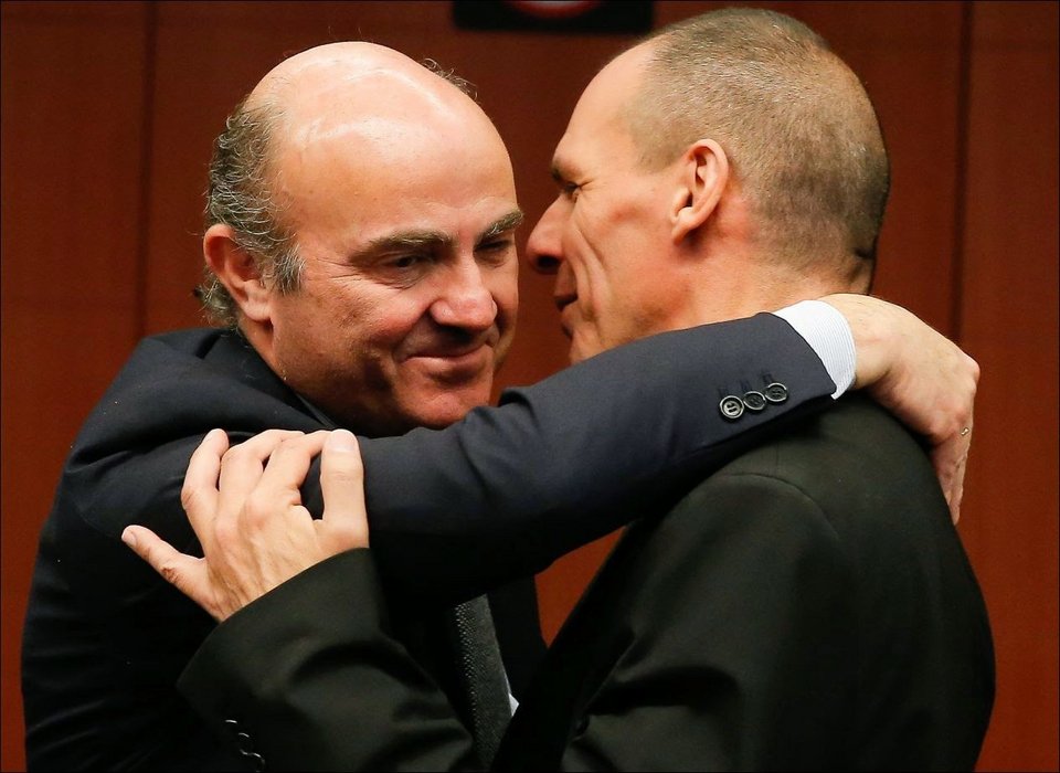 Eurogroup: Ο «παγωμένος» Γιάνης Βαρουφάκης, οι συμβουλές Μοσκοβισί και οι εκφράσεις δυσφορίας του Σόιμπλε [εικόνες & βίντεο] | iefimerida.gr 7