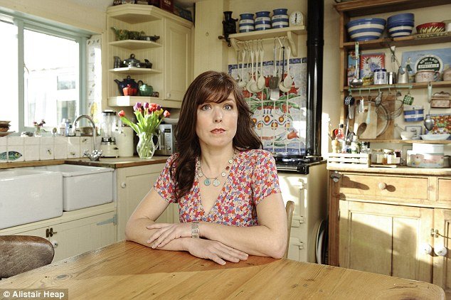 Μια απίστευτη ιστορία: Εχτισαν το τέλειο σπίτι και εξαιτίας του χώρισαν [εικόνες] | iefimerida.gr 9