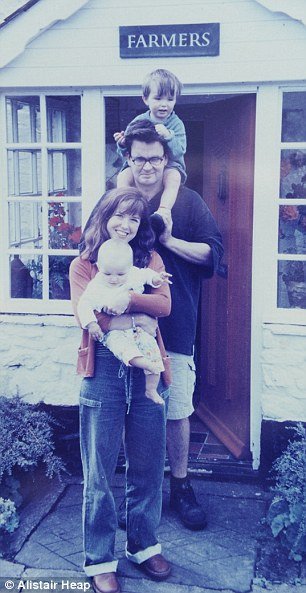 Μια απίστευτη ιστορία: Εχτισαν το τέλειο σπίτι και εξαιτίας του χώρισαν [εικόνες] | iefimerida.gr 3