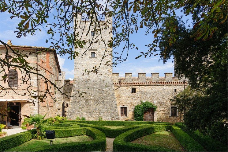 Το μεγαλύτερο προς πώληση σπίτι στον κόσμο -Εχει 110 υπνοδωμάτια και κοστίζει «μόλις» 32 εκατ. δολάρια [εικόνες] | iefimerida.gr 0