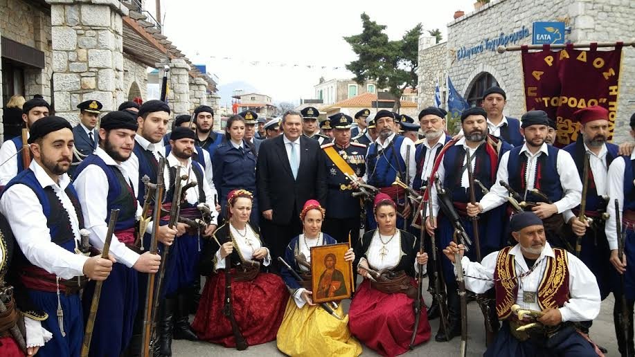 Στην Αρεόπολη της Μάνης ο Πάνος Καμμένος για τα 194 χρόνια της επανάστασης [εικόνες] | iefimerida.gr 1