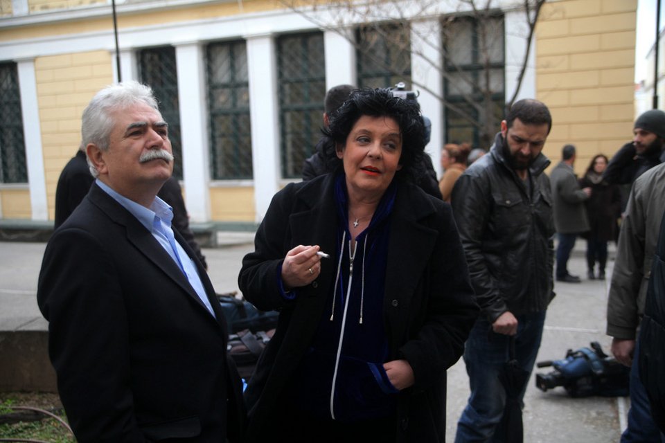 Κανέλλη στο δικαστήριο για το χαστούκι Κασιδιάρη: Είδα τον ουρανό με τ' άστρα, έφαγα τέσσερις μπουνιές, ήμουν καταμέλανη [εικόνες & βίντεο] | iefimerida.gr 0