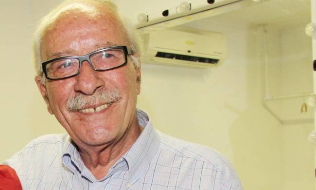 Συγκίνηση και πλήθος κόσμου στο τελευταίο «αντίο» στον Διαγόρα Χρονόπουλο [εικόνες] | iefimerida.gr 5