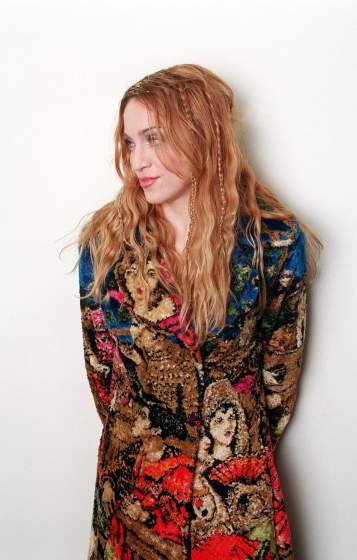 Η Τσικόνε που έγινε Madonna -Η μεταμόρφωση της σταρ μέσα στις δεκαετίες [εικόνες] | iefimerida.gr 18