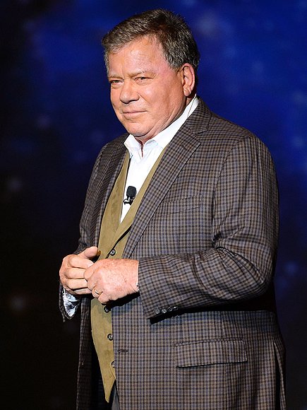 Μαλλιά, πέτρα από νεφρό & αέρας κοπανιστός -Ανόητα αναμνηστικά διάσημων που «έπιασαν» μία περιουσία [εικόνες] | iefimerida.gr 5