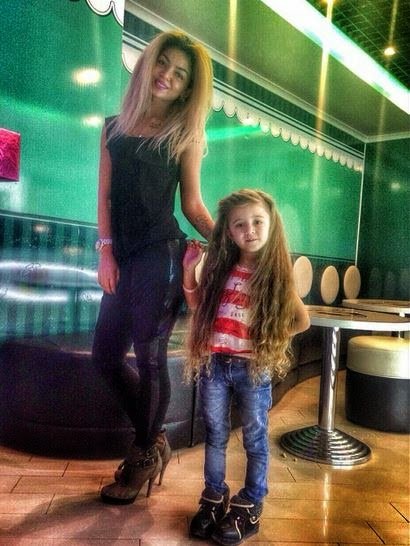 Συγκλονίζει η 5χρονη που ζει με την καρδιά έξω από το σώμα της [εικόνες] | iefimerida.gr 3