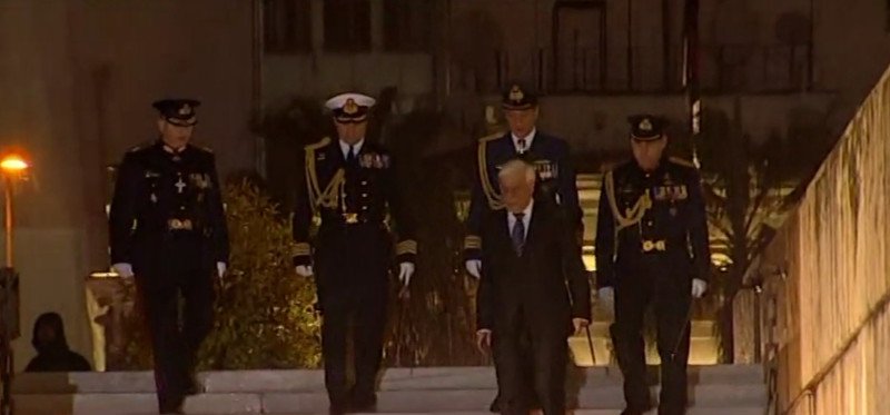 Ορκίστηκε ο νέος Πρόεδρος της Δημοκρατίας - Ολα όσα έγιναν στην ορκωμοσία [εικόνες & βίντεο] | iefimerida.gr 33