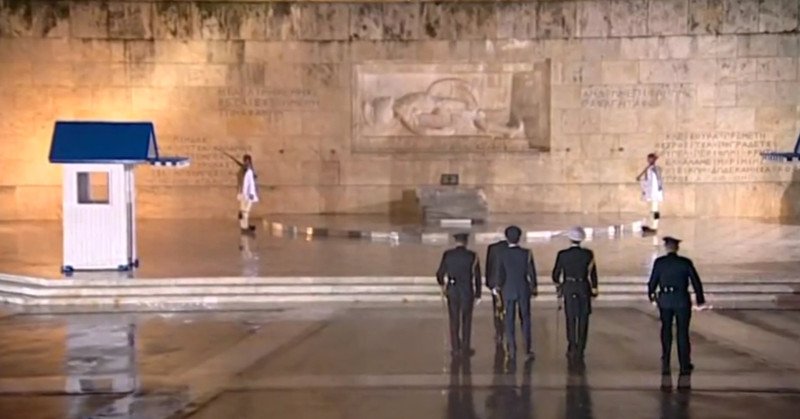 Ορκίστηκε ο νέος Πρόεδρος της Δημοκρατίας - Ολα όσα έγιναν στην ορκωμοσία [εικόνες & βίντεο] | iefimerida.gr 35