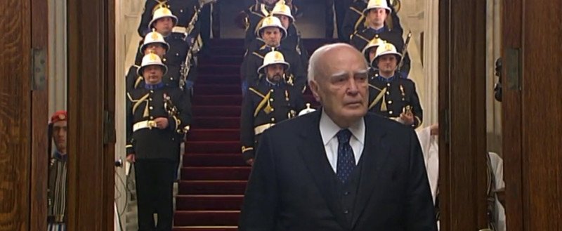 Συγκίνηση στο Προεδρικό Μέγαρο – Παπούλιας: Αναλαμβάνετε σε δύσκολη περίοδο, η νέφωση είναι πυκνή και χαμηλή [εικόνες] | iefimerida.gr 0