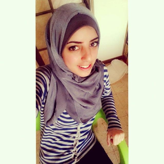 Η φωτογραφία που ανατρίχιασε την υφήλιο: Παιδάκι από τη Συρία μπερδεύει την κάμερα με όπλο και... παραδίνεται [εικόνα] | iefimerida.gr 1