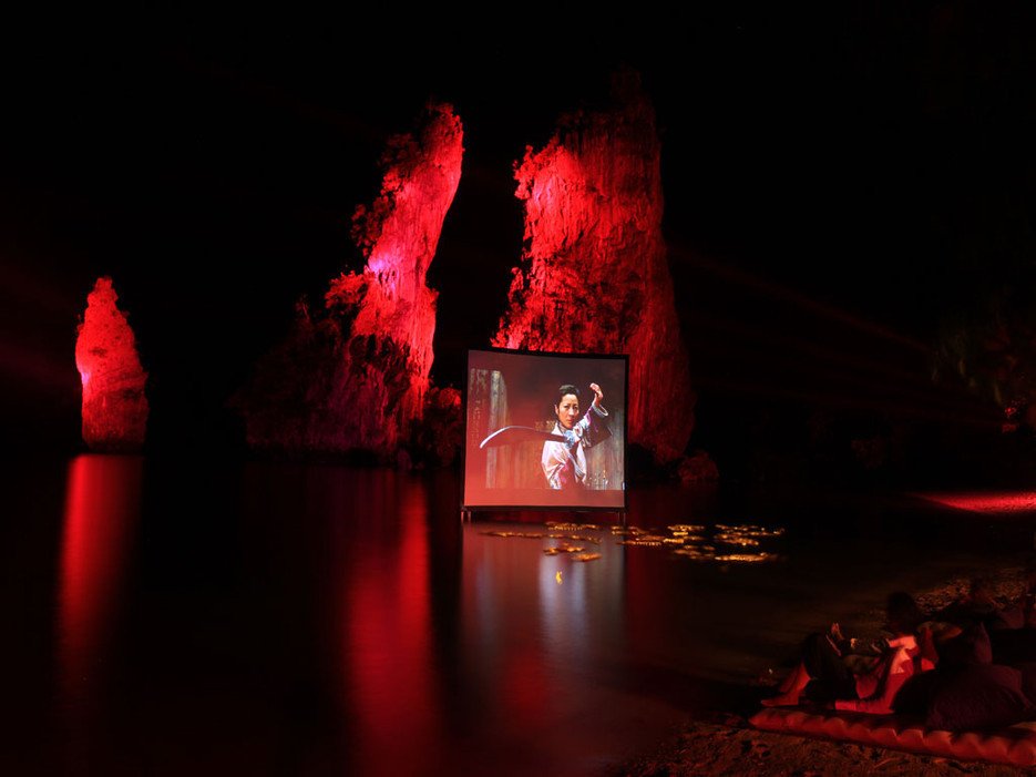 Αγαλματένια κορμιά, κοκτέιλ και χορός μέχρι τελικής πτώσης -Στις 10 καλύτερες πλαζ για beach party παγκοσμίως και μια ελληνική [εικόνες] | iefimerida.gr 2