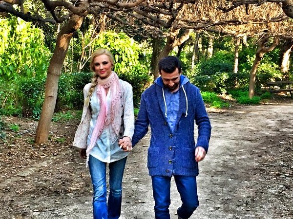 Ο Πετρέλης στο κρεβάτι με την Τζούλια Νόβα [εικόνες] | iefimerida.gr 3