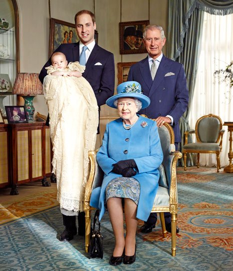 Σκοτώνονται οι συμπέθεροι -Εξαλλος ο πρίγκιπας Κάρολος με τους γονείς της Κέιτ Μίντλετον [εικόνες] | iefimerida.gr 2