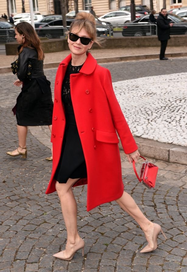 H «Μπρίτζετ Τζόουνς» γύρισε-Η επιστροφή της ανανεωμένης Ρενέ Ζελβέγκερ [εικόνες]  | iefimerida.gr 3