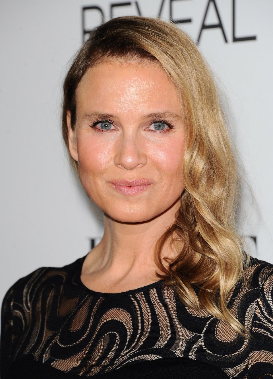 Η Ζελβέγκερ βρήκε το παλιό της πρόσωπο [εικόνες] | iefimerida.gr 8