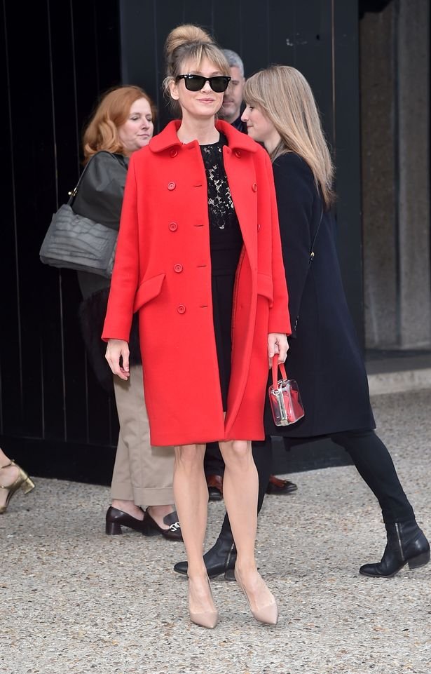 Η Ζελβέγκερ βρήκε το παλιό της πρόσωπο [εικόνες] | iefimerida.gr 3