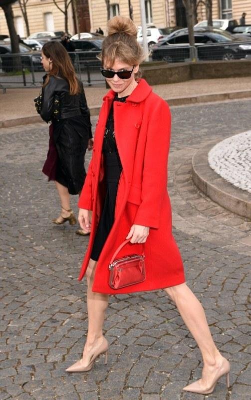 Η Ζελβέγκερ βρήκε το παλιό της πρόσωπο [εικόνες] | iefimerida.gr 1