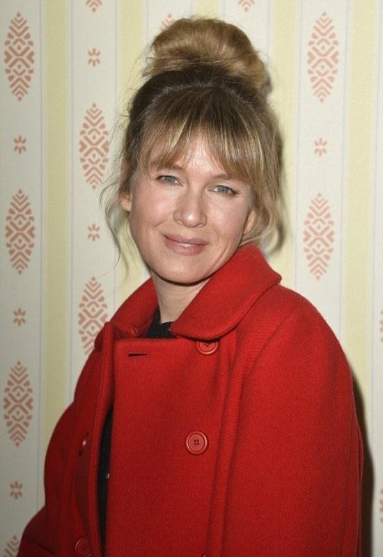 Η Ζελβέγκερ βρήκε το παλιό της πρόσωπο [εικόνες] | iefimerida.gr 2