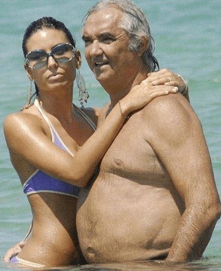 10 γυναίκες που παντρεύτηκαν πολύ πλούσιους άντρες [εικόνες] | iefimerida.gr 0