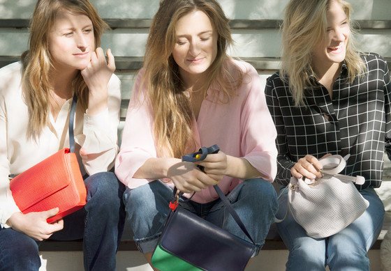 Οι τρεις κούκλες κόρες της Μέριλ Στριπ έγιναν μοντέλα για μια μέρα [εικόνες] | iefimerida.gr 0