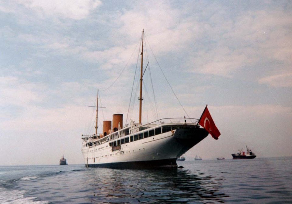 Στον Ερντογάν το γιοτ Ατατούρκ: Η θαλαμηγός της υπέρτατης (κιτς) χλιδής [εικόνες] | iefimerida.gr 1