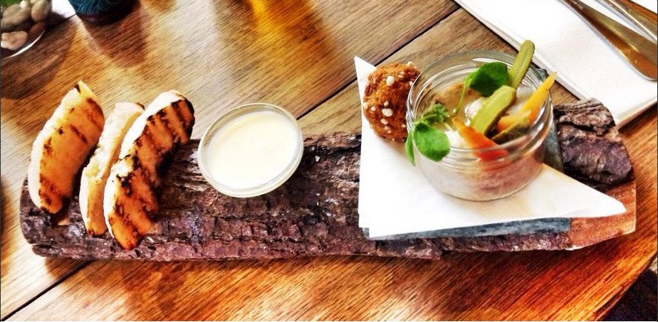 Θέλουμε πιάτα: Το περίεργο hashtag στο Twitter που κάνει θραύση [εικόνες] | iefimerida.gr 1