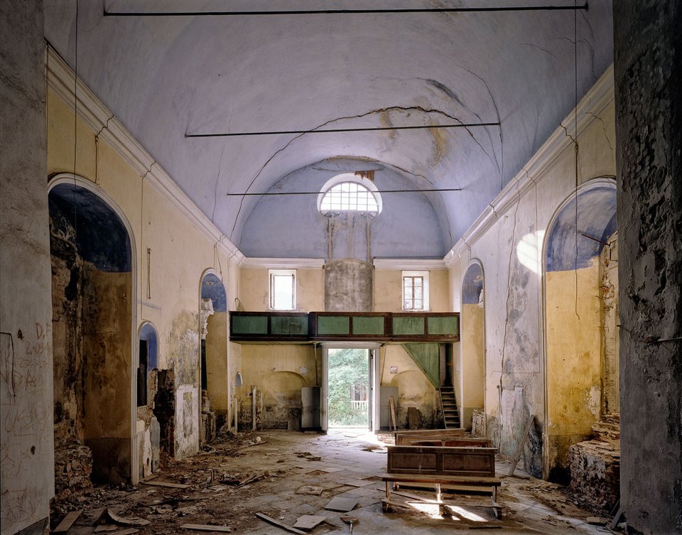 Το πιο απόκοσμο χωριό της Μεσογείου: Ρημαγμένα αρχοντικά, σοκάκια λαβύρινθοι -Το εγκατέλειψαν οι κάτοικοί του λόγω των σεισμών [εικόνες] | iefimerida.gr 6