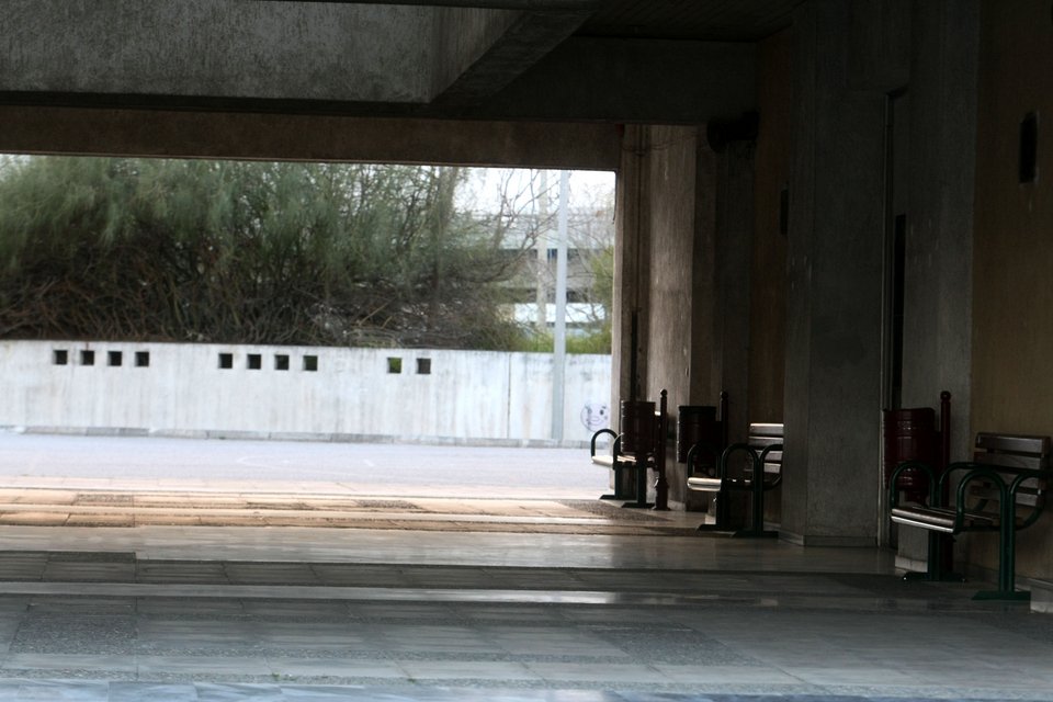 Μαθήτρια σε αμόκ μαχαίρωσε τρεις συμμαθήτριές της σε σχολή στο Ρέντη – Δηλώνει ότι ήταν θύμα bullying [εικόνες] | iefimerida.gr 1