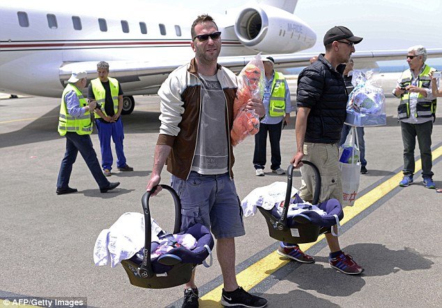 Δεκάδες γκέι Ισραηλινοί εγκαταλείπουν το Νεπάλ -Είχαν πάει εκεί για να γίνουν γονείς [εικόνες & βίντεο] | iefimerida.gr 2