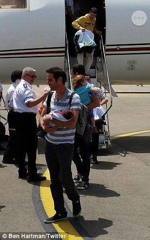 Δεκάδες γκέι Ισραηλινοί εγκαταλείπουν το Νεπάλ -Είχαν πάει εκεί για να γίνουν γονείς [εικόνες & βίντεο] | iefimerida.gr 8