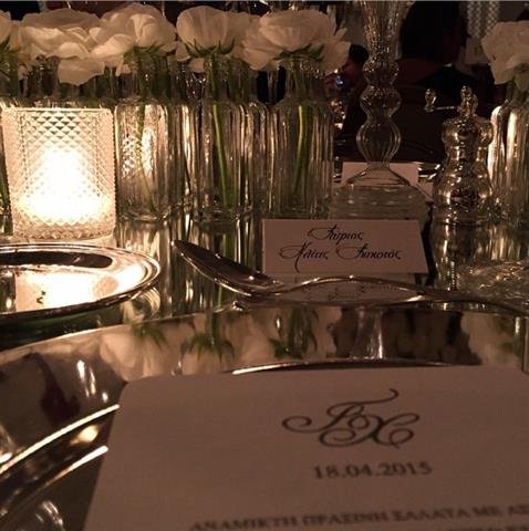 Μυθικός εφοπλιστικός γάμος στην Αθήνα -Το παραμυθένιο σκηνικό, τα εκατ. λουλούδια και ο Ρέμος [εικόνες] | iefimerida.gr 10