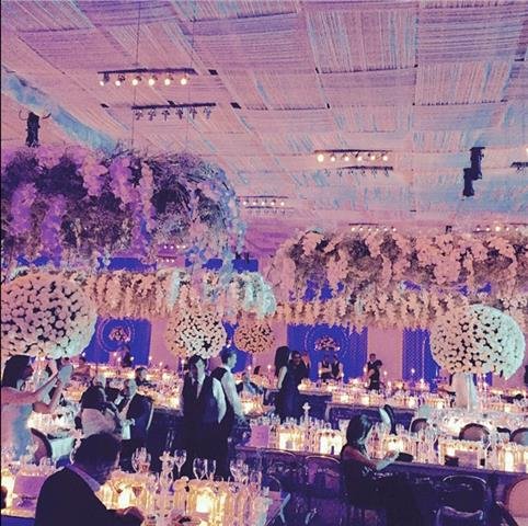 Μυθικός εφοπλιστικός γάμος στην Αθήνα -Το παραμυθένιο σκηνικό, τα εκατ. λουλούδια και ο Ρέμος [εικόνες] | iefimerida.gr 1