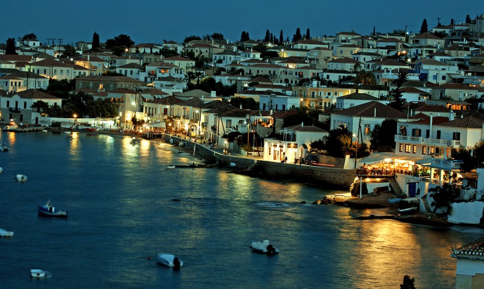 Οι Ισπανοί μας λένε ποια είναι τα 10 ομορφότερα μέρη στην Ελλάδα για να ζήσεις για πάντα [εικόνες] | iefimerida.gr 8