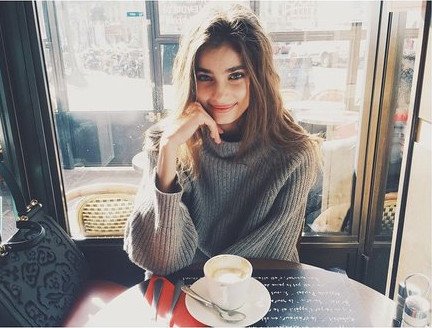 Τα 10 νέα εκρηκτικά μοντέλα της Victoria's Secret [εικόνες] | iefimerida.gr 9