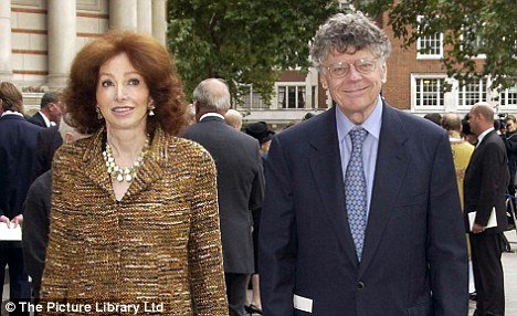 Νεκρός βρέθηκε στο μπάνιο του ο εγγονός βαθύπλουτου μεγιστάνα του πετρελαίου [εικόνες] | iefimerida.gr 3