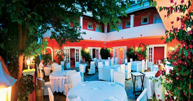 Εκτορας Μποτρίνι, ο δαιμόνιος Ιταλοκερκυραίος που έχει το καλύτερο εστιατόριο της Ελλάδας [εικόνες] | iefimerida.gr 0