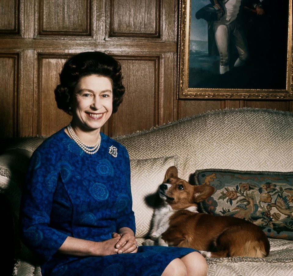 Ετσι μεγαλώνει μία βασίλισσα -Η Ελισάβετ, από τα πρώτα της βήματα μέχρι σήμερα [εικόνες] | iefimerida.gr 10