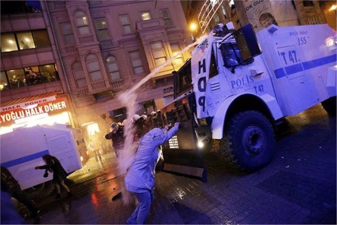 Μπερκίν Ελβάν: Ο 15χρονος νεκρός για τον οποίο έγινε χθες το μακελειό στην Τουρκία -Η σύνδεσή του με τον Γρηγορόπουλο [εικόνες] | iefimerida.gr 4