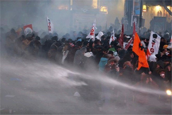 Μπερκίν Ελβάν: Ο 15χρονος νεκρός για τον οποίο έγινε χθες το μακελειό στην Τουρκία -Η σύνδεσή του με τον Γρηγορόπουλο [εικόνες] | iefimerida.gr 5