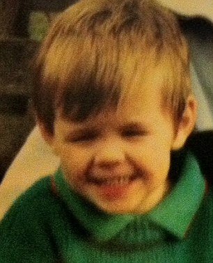 Ο κολλητός του στο σχολείο έγινε γυναίκα και την παντρεύεται! [εικόνες] | iefimerida.gr 2