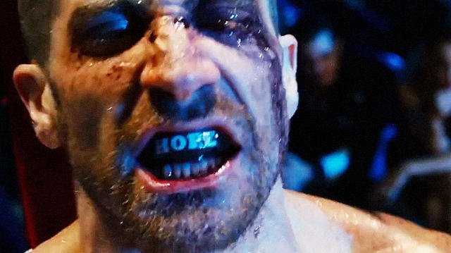 Σταρ του Χόλιγουντ έγινε... «τέρας»: Κάνει 2.000 κοιλιακούς την ημέρα [εικόνες]  | iefimerida.gr 2