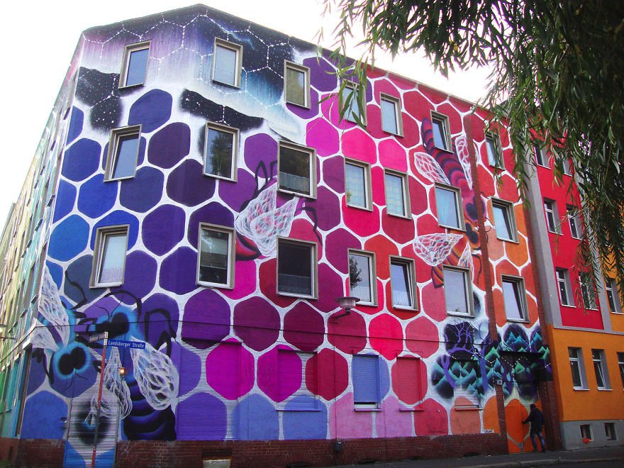 Η πολυκατοικία καμβάς - Η πολύχρωμη απάντηση σε μια γκρίζα πόλη [εικόνες]   | iefimerida.gr 7