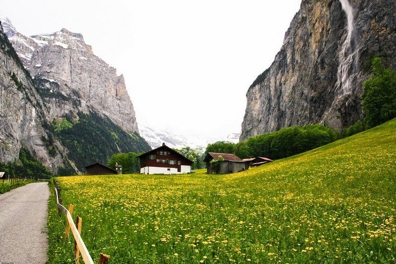 Lauterbrunnen: Μαγεία στην κοιλάδα με τους 72 καταρράκτες [εικόνες]  | iefimerida.gr 3