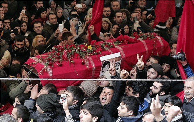 Μπερκίν Ελβάν: Ο 15χρονος νεκρός για τον οποίο έγινε χθες το μακελειό στην Τουρκία -Η σύνδεσή του με τον Γρηγορόπουλο [εικόνες] | iefimerida.gr 8